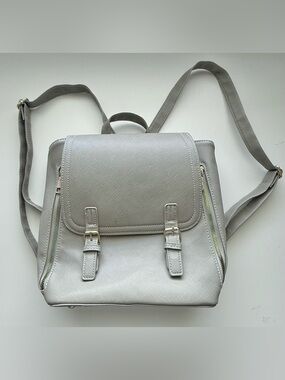 KKXIU Stylish Small Backpack Purse Silver Gray - NWOT